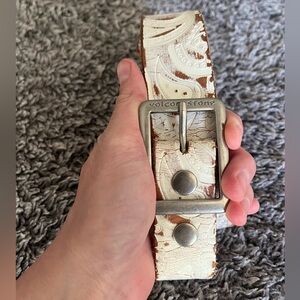 Volcom White Leather Belt with Silver Buckle